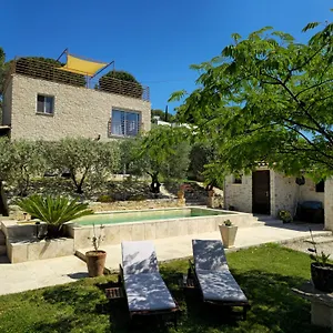 https://le-mas-de-la-tortue-plain-pied.fr-provencehotel.com